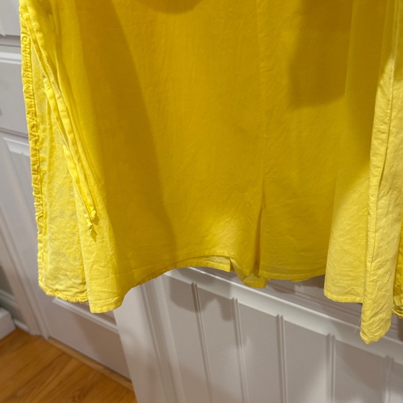 Lilly eyelet romper - Picture 6 of 7